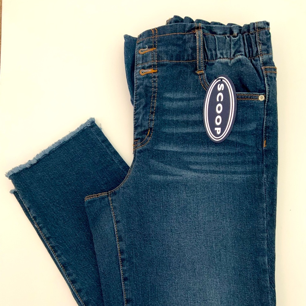 Women Crop Straight Jeans